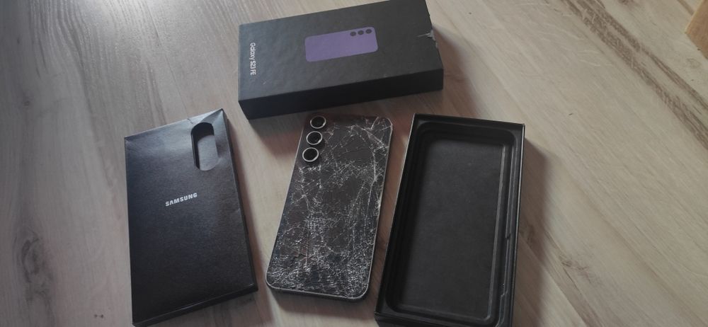 Smartfon Samsung Galaxy S23 FE 8GB 128 5G płyta aparaty bateria głośni