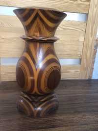 Drewniany duży wazon
