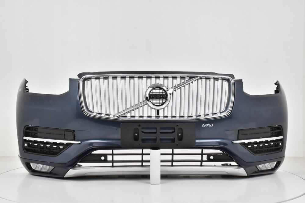VOLVO XC90 II Бампер перед дорестайл