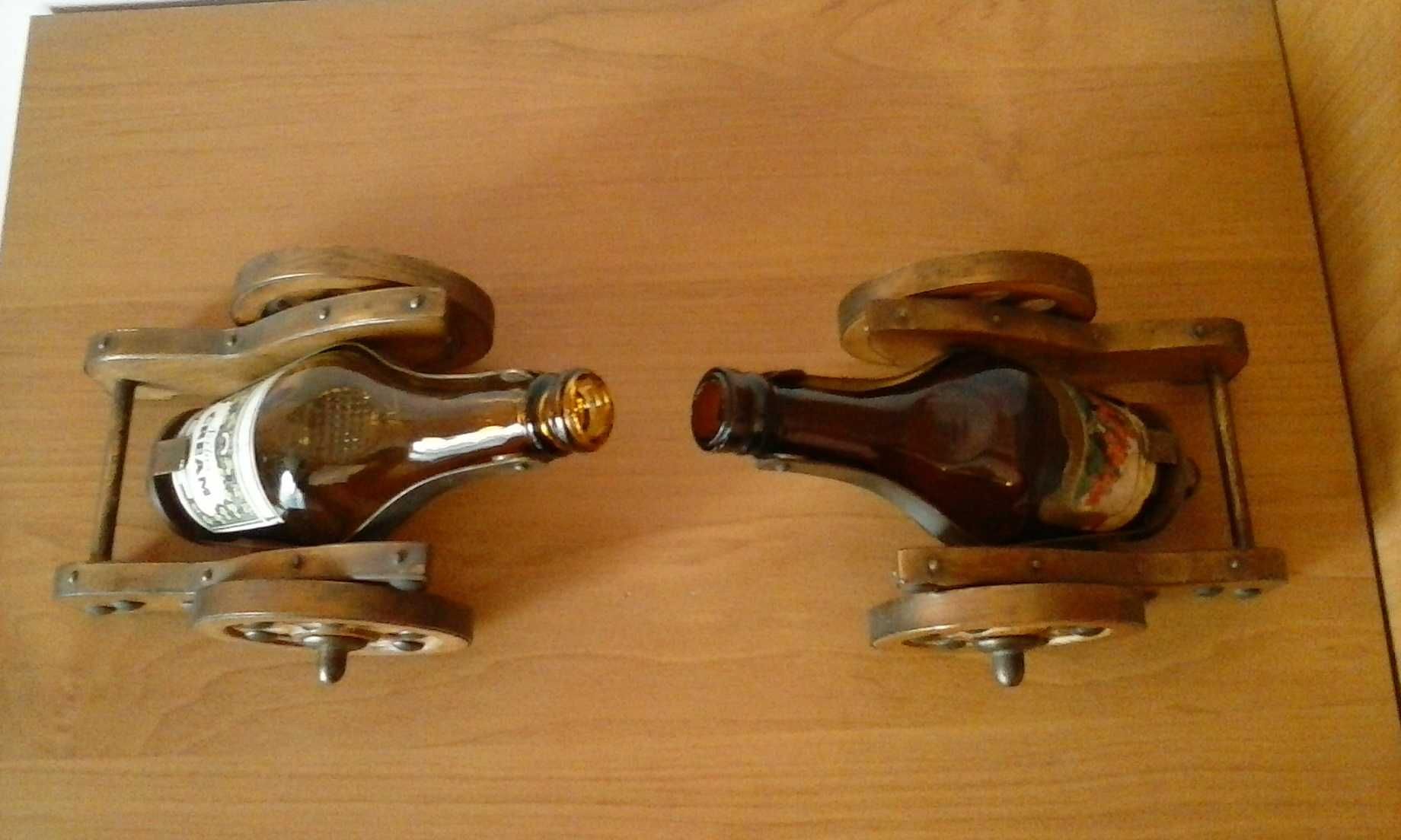 Armatka z drewna i mosiądzu na małą butelkę z czasów PRL
