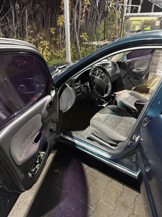 Продам ТЕРМІНОВО ланос 1.5 2004 рік Поляк