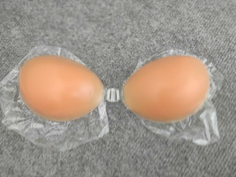 бюстгалтер силиконовый