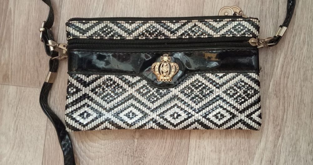 Сумка-клатч жіноча