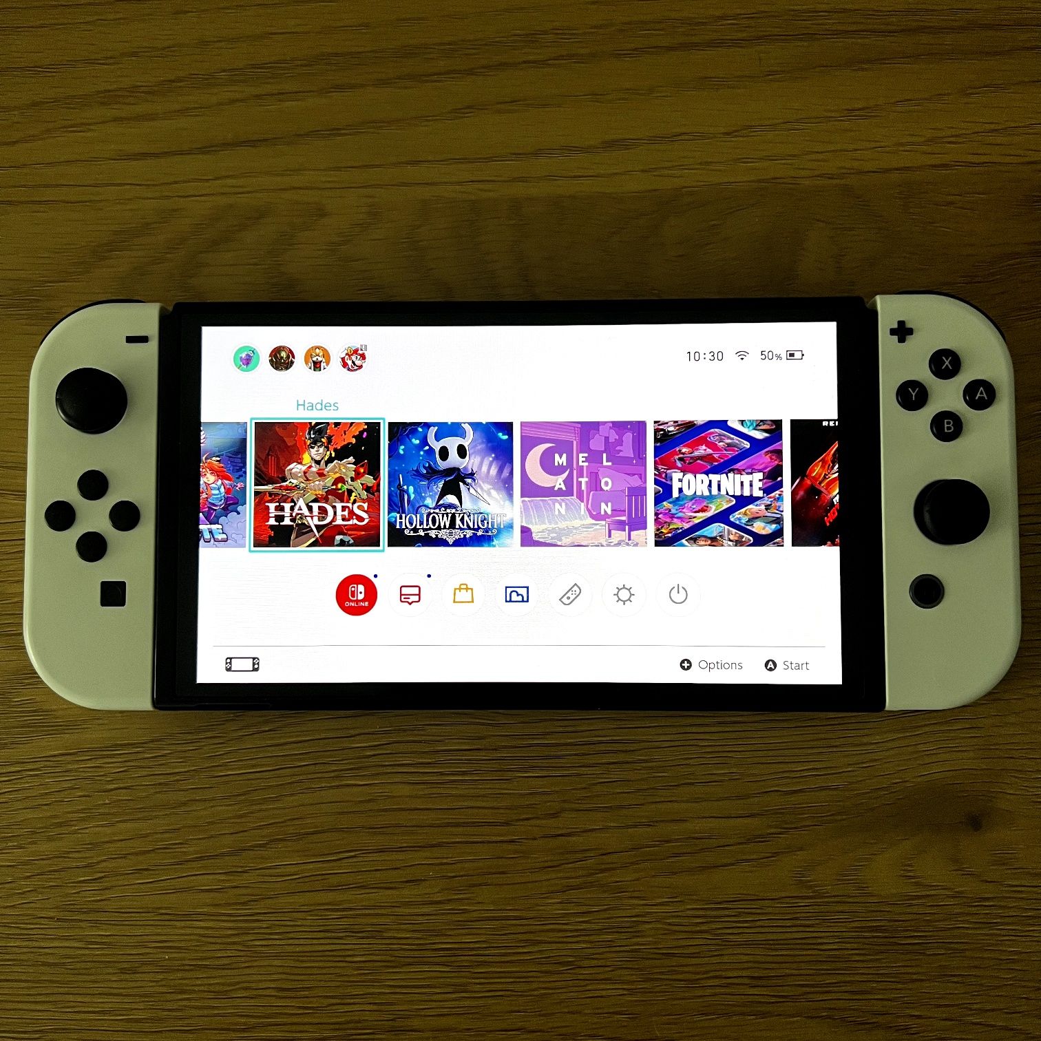 Nintendo Switch OLED + Zelda BOTW + 128GB