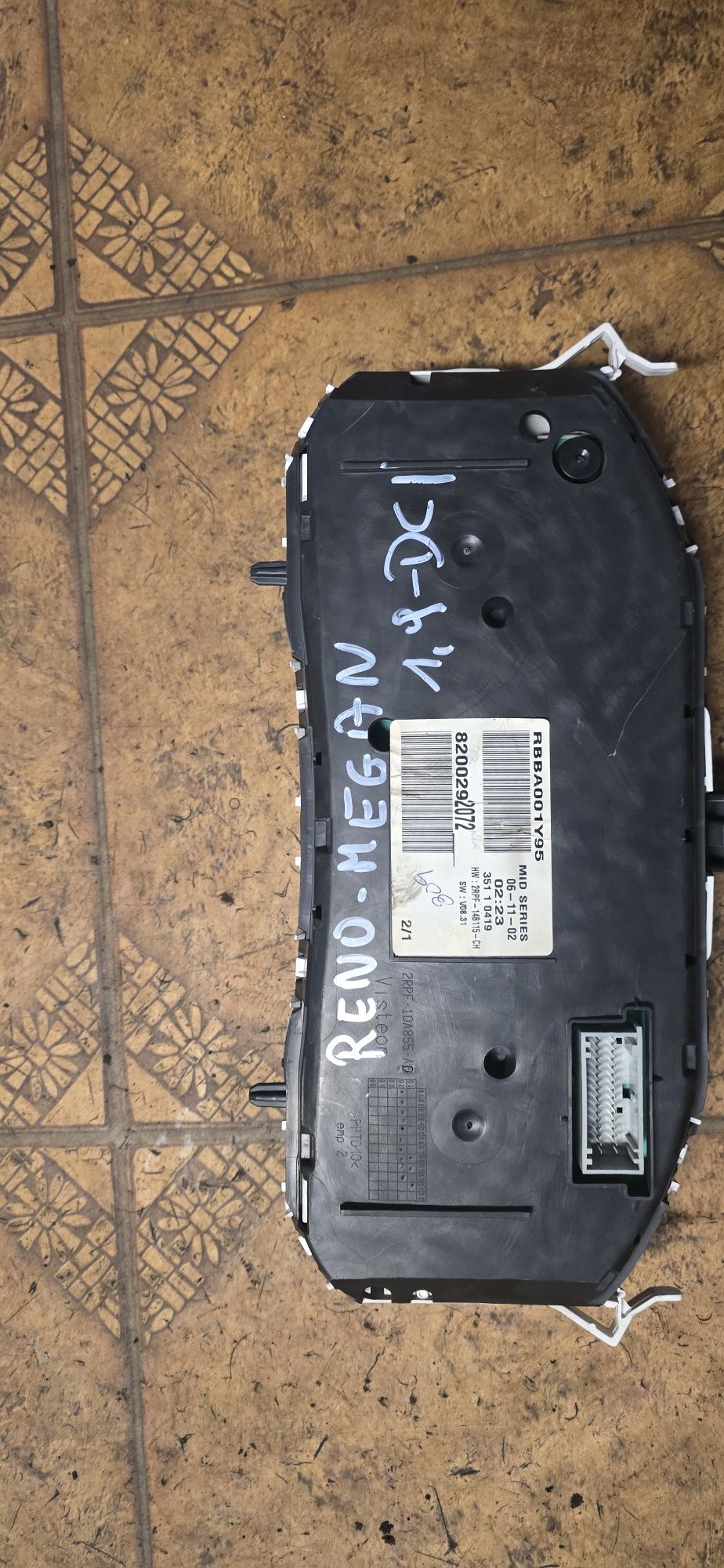 Licznik zegary Renault Megane II 1.9 2002r  82002  92072