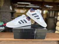 Кроссовки ADIDAS TYSHAWN SHOES WHITE HQ2014 Размер  41 1/3