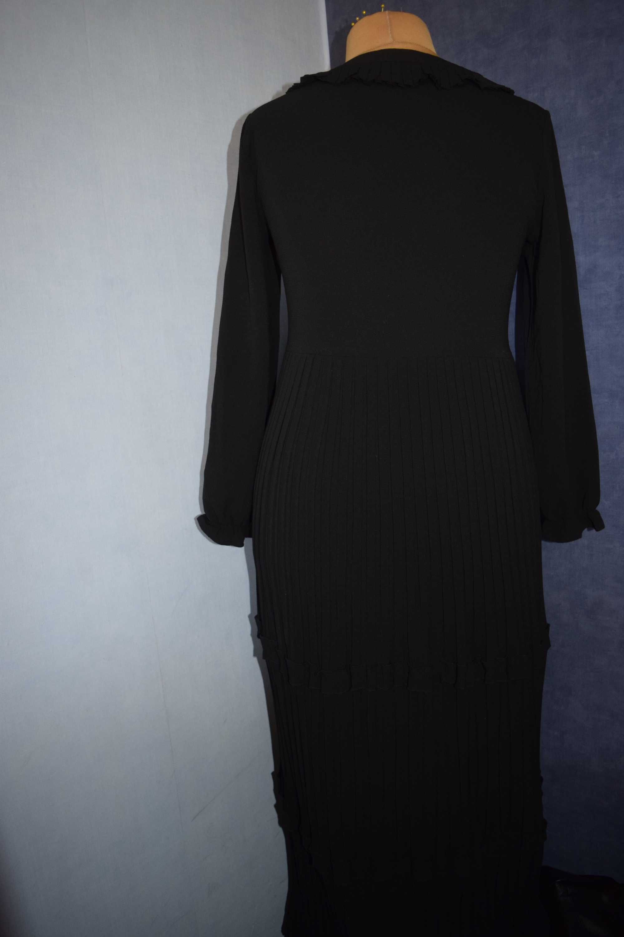 Only Piękna sukienka czarna długa plisowana prawie nowa_42