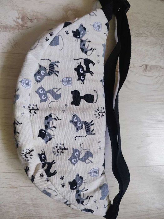 Продается сумочка-бананка