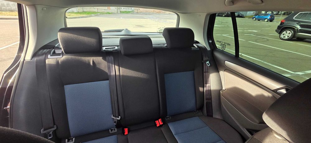 Volkswagen Golf 1.6 TDI (Гольф 1.6 Дизель)