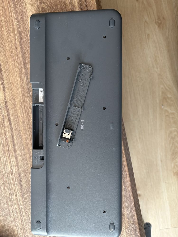 Klawiatura bezprzewodowa Logitech K400 plus
