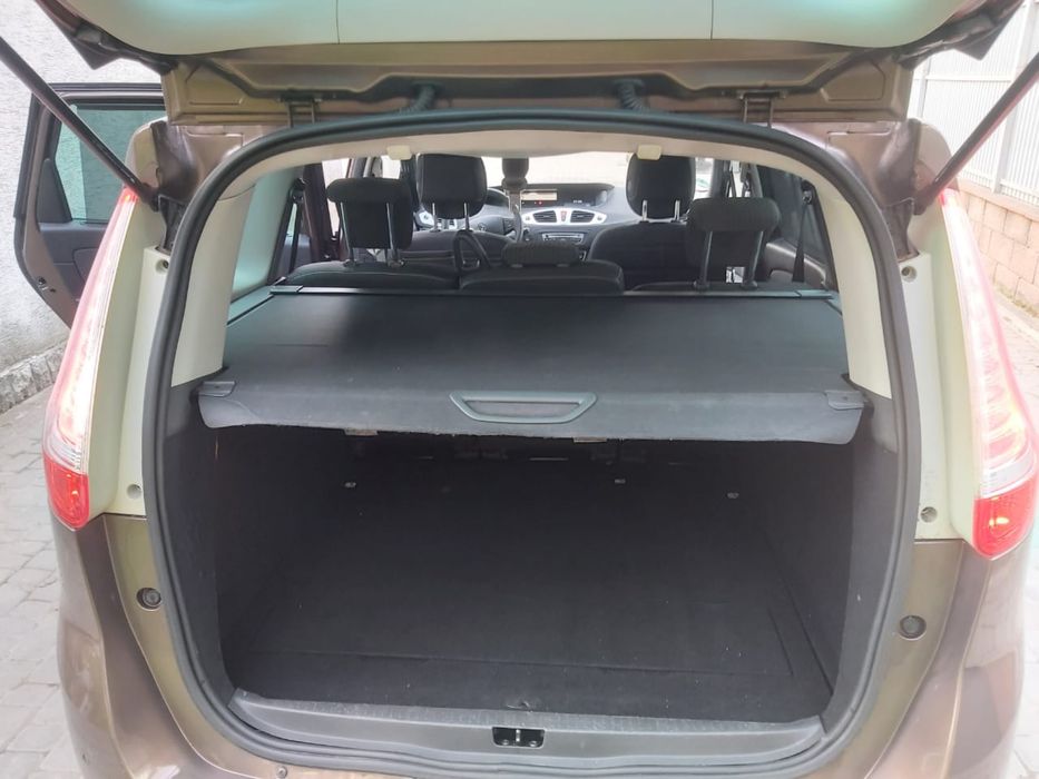 Renault megane scenic 2010