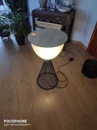 Lampa podlogowa / podświetlany stolik