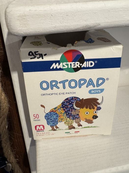 Ortopad naklejki na oczy dla chłopca. Medium