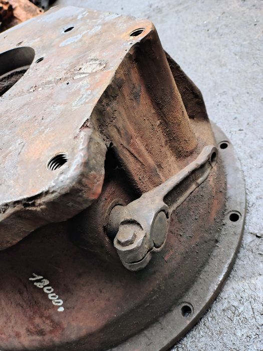 Кожух Т-150К под двиг. ЯМЗ-236