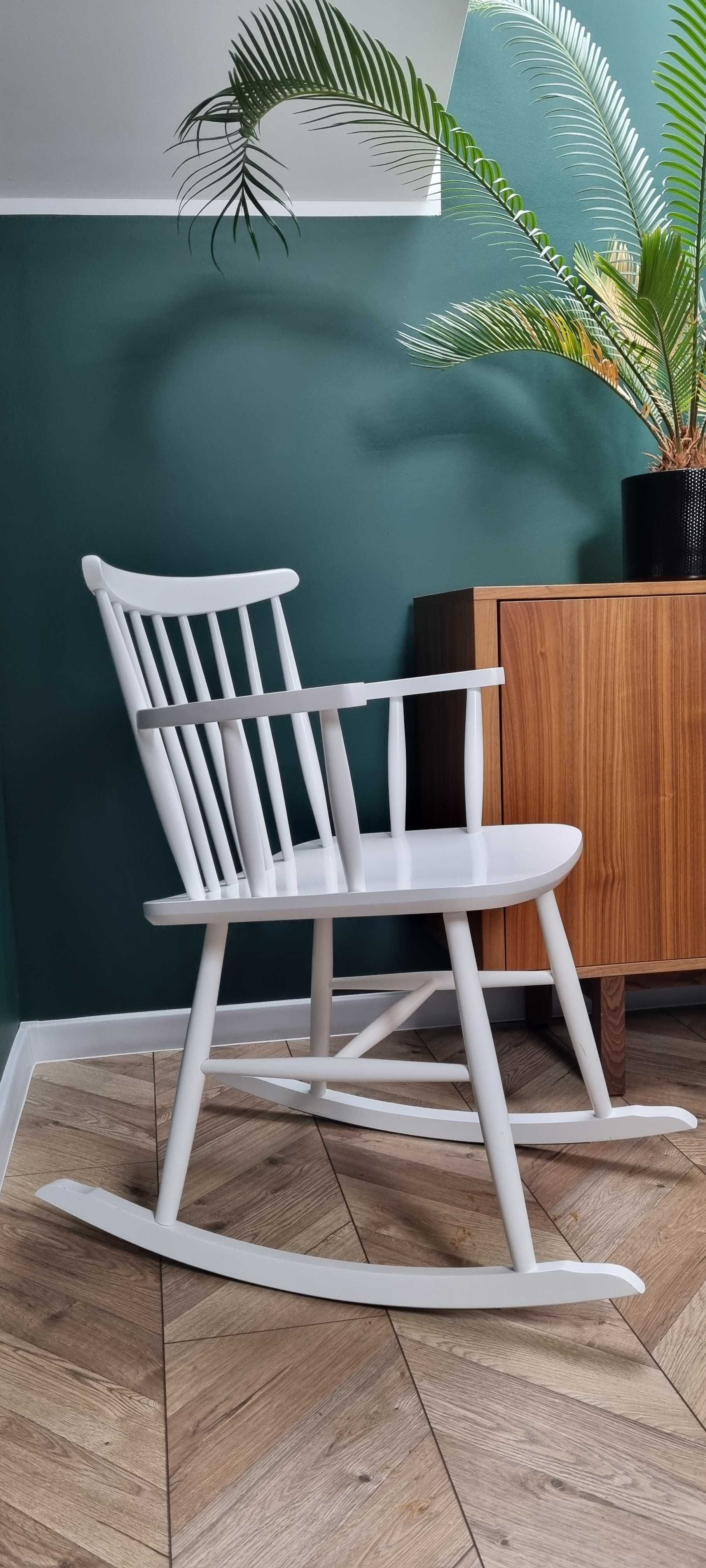 Fotel bujany retro