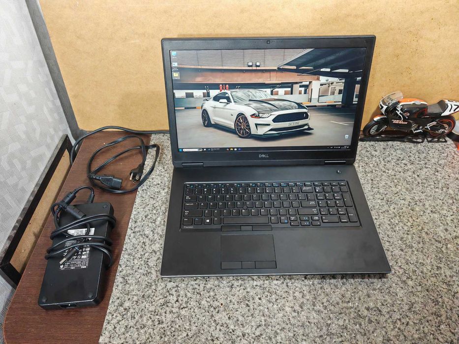 Ноутбук Dell Precision 7730 8850H 32GB 500Gb SSD P3200 6Gb свіжа АКБ