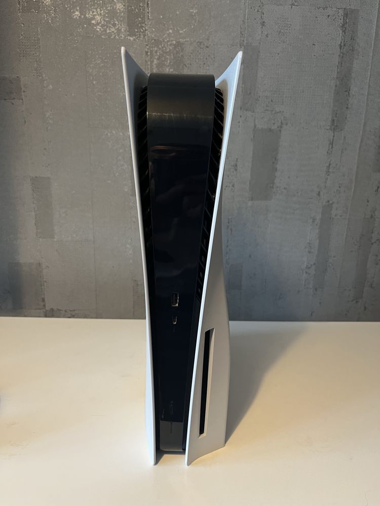 Playstation 5 z napędem