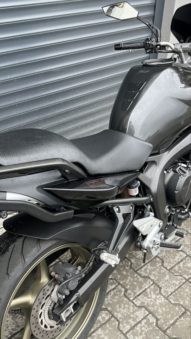 Yamaha Fazer 600