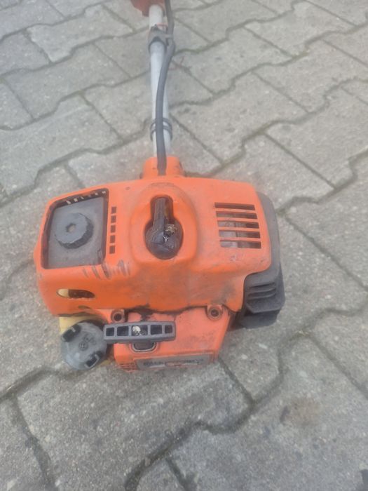 Podkaszarka Husqvarna 323R