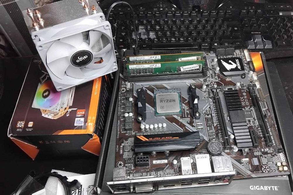 Ігровий Комплект Ryzen 5 5500 B450M 16Gb-3200Mhz Aigo400