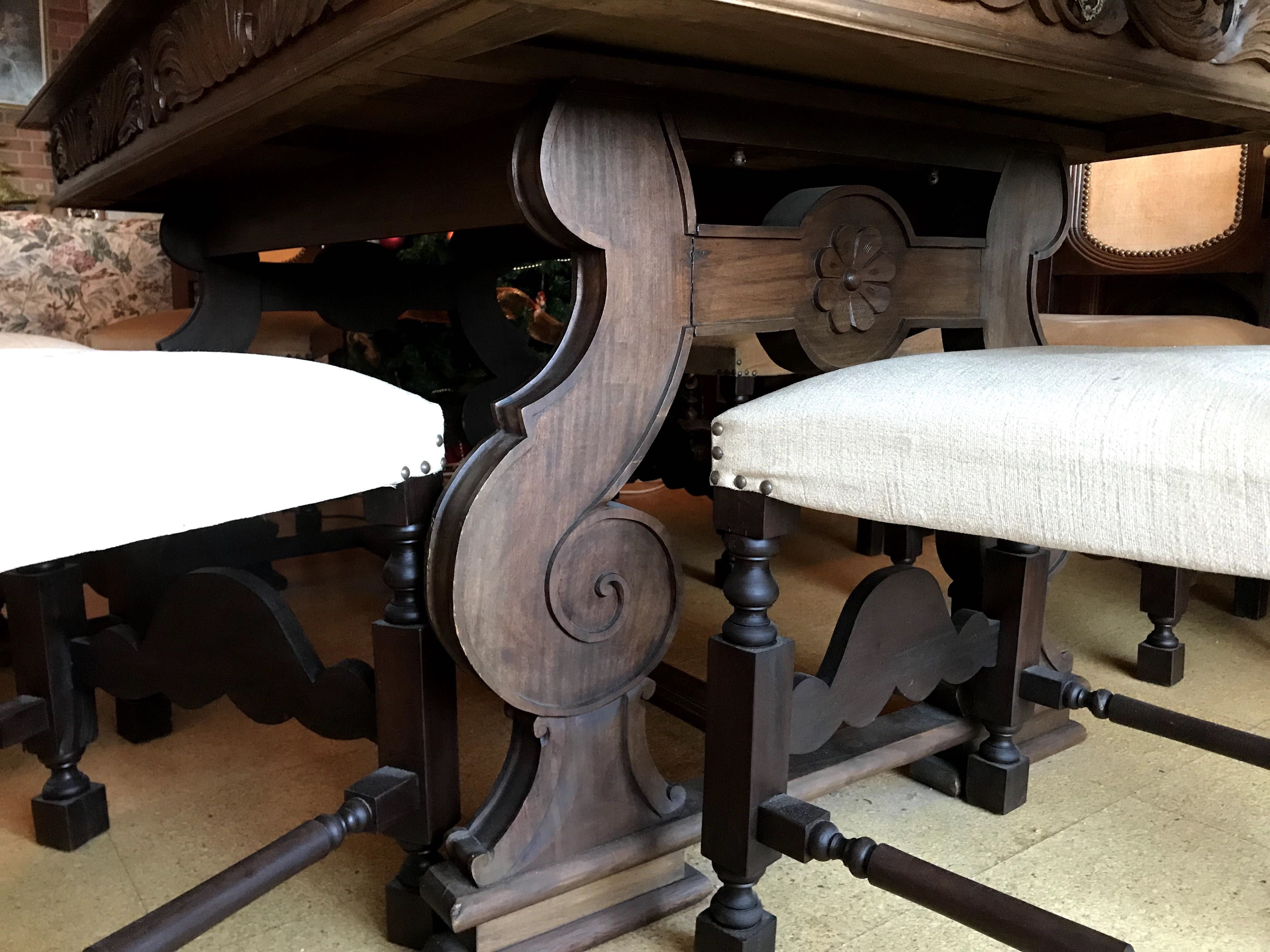 Mesa de madeira maciça
