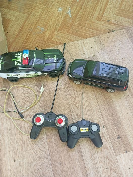 Продам Машинки на радиоуправлении