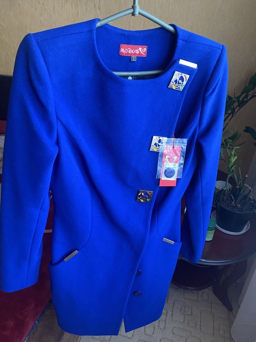 Одяг . Пальто жіноче