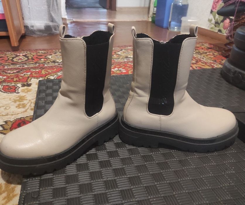 Челси Tom Taylor