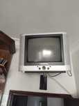 TV pequena Crown