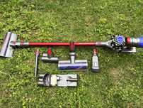 Dyson v8 absolute extra