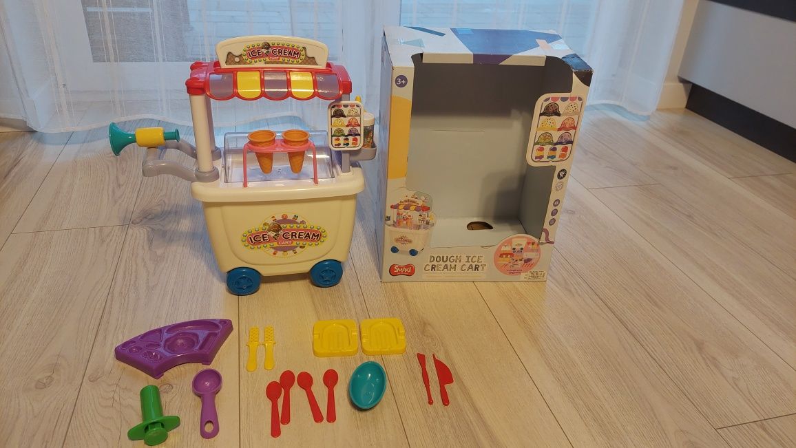 Lodziarnia wózek na kołach foremki ciastolina Play-doh