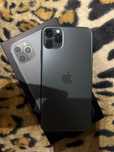 iPhone 11 pro max в хорошому стані