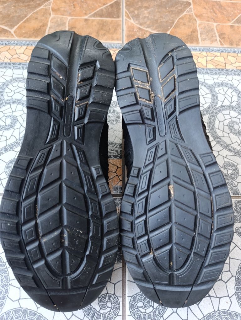 Amblers safety 41p. Чоловічі робочі кросівки.