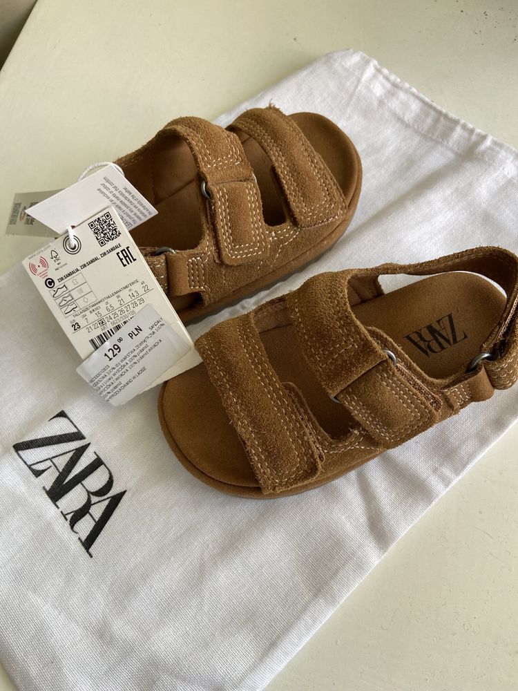 Нові сандалі Zara для малюка