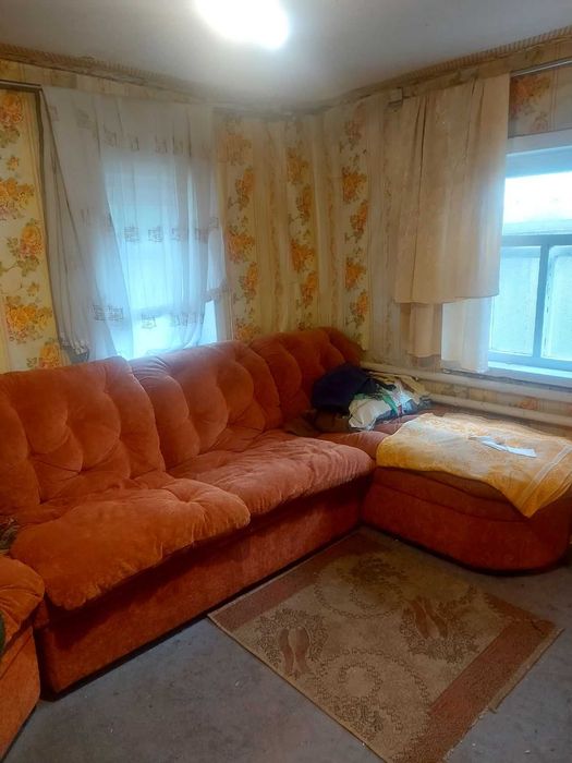 Продам частину будинку по вул.Припортова (поряд з бульв. Шевченка)