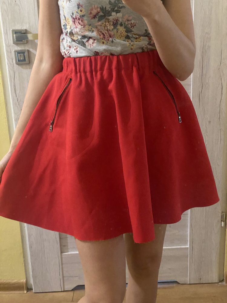 Śliczna spódnica czerwona Zara xs 34