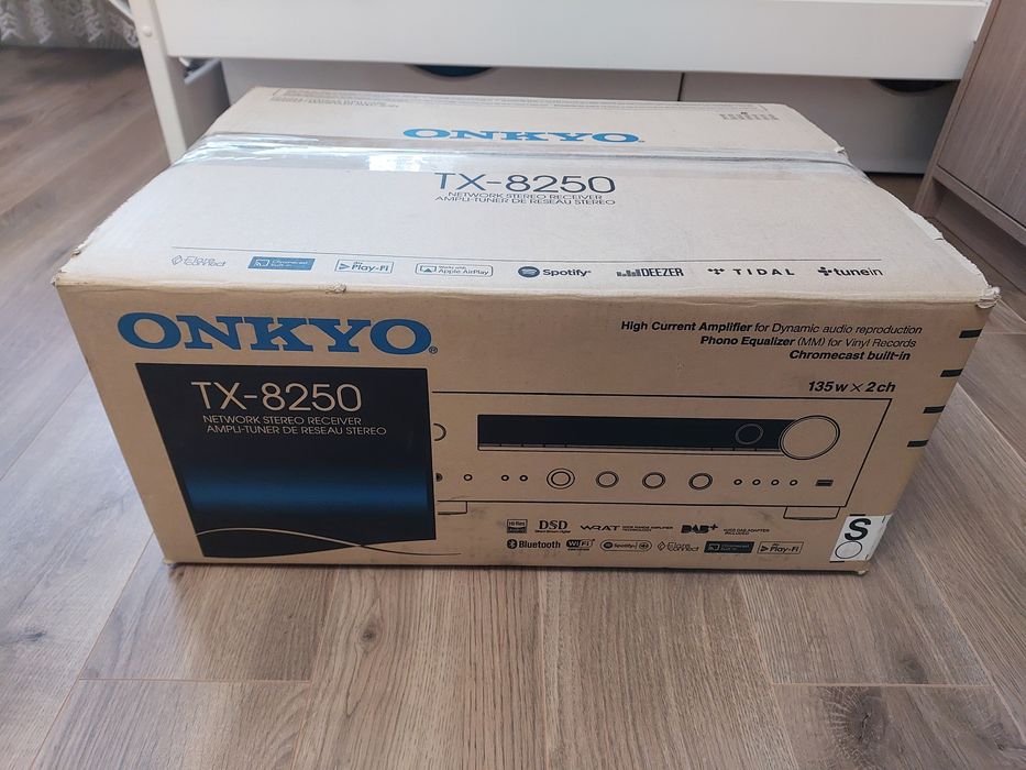 Onkyo tx 8250 стерео ресивер WiFi Bluetooth Internet Radio USB DSD