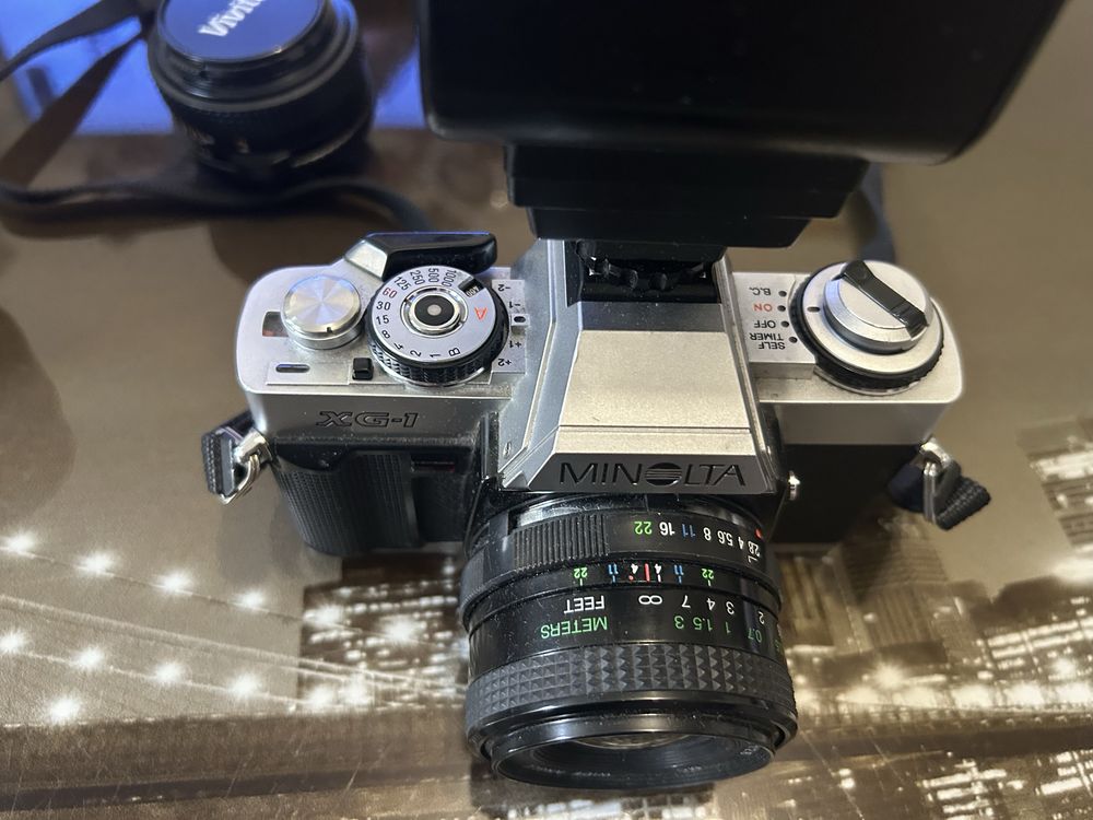 Minolta XG-1 + lampa + obiektywy