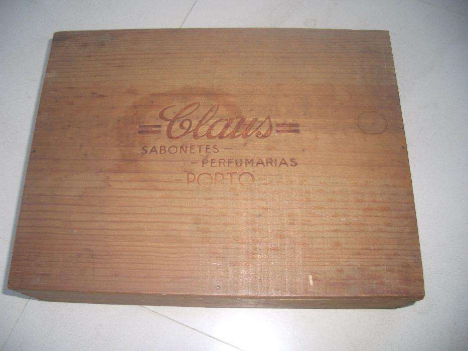 Caixa de Madeira - Sabonetes Claus