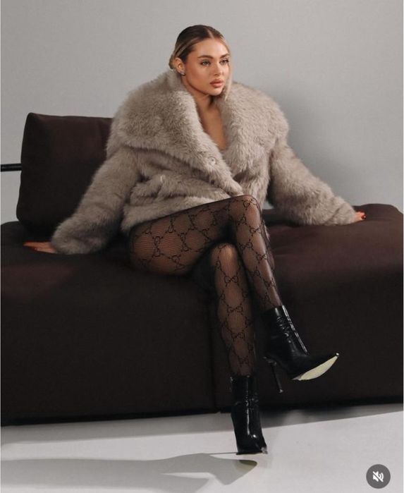 Шуба Сірого кольору  Zara