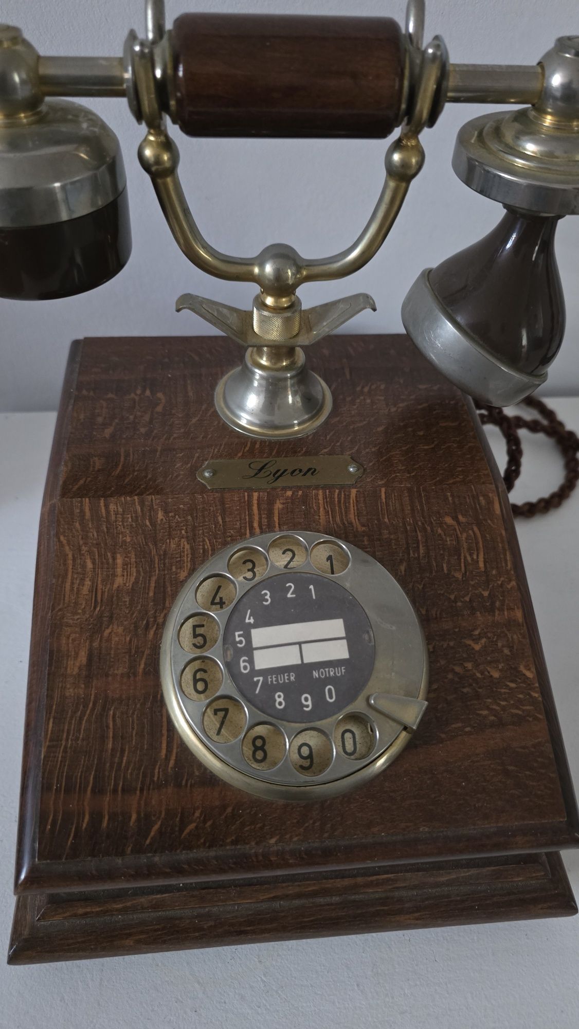 Telefon stacjonarny Lyon