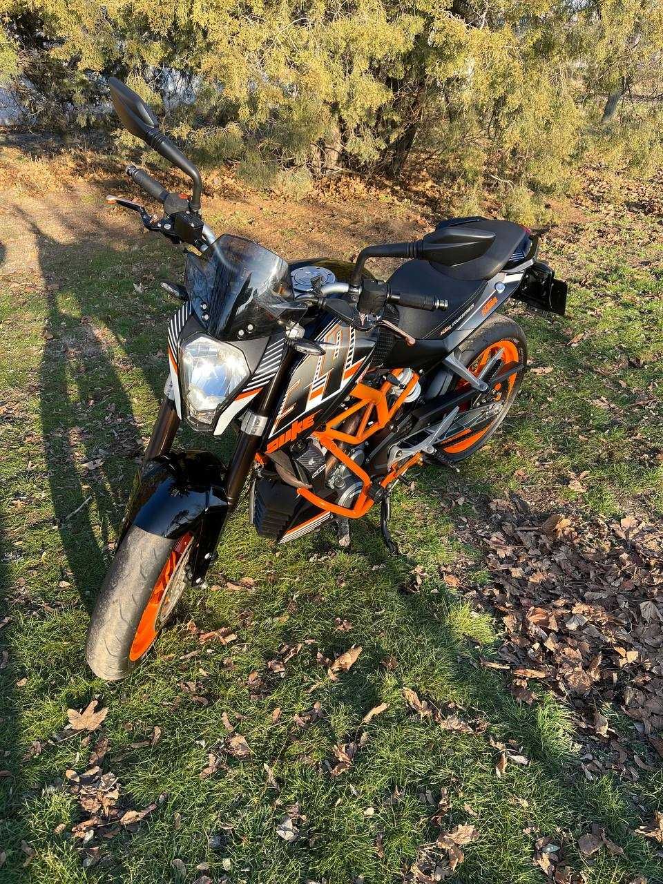 Мотоцикл KTM Duke 390