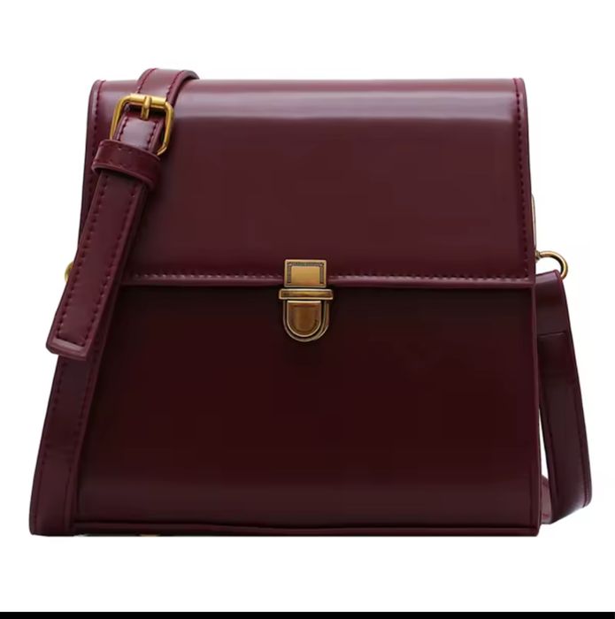 Жіноча сумка через плече