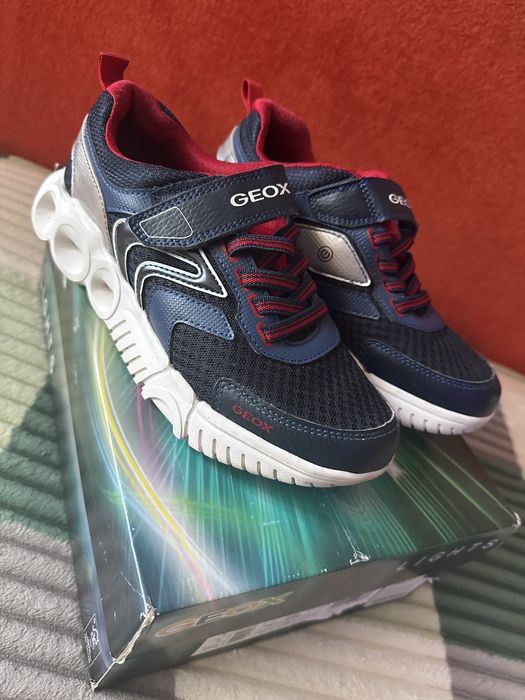 Кроссовки Geox на мальчика