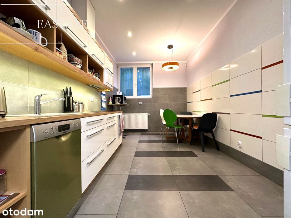 Jasne, klimatyzowane biuro do własnej aranżacji!