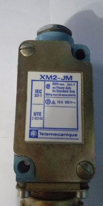 Датчик давления Telemecanique XM2-JM (оригинал)