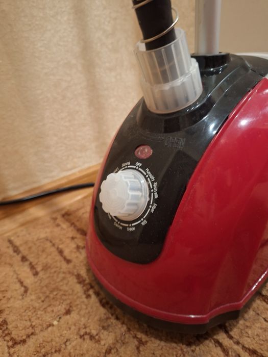 Відпарювач для одягу