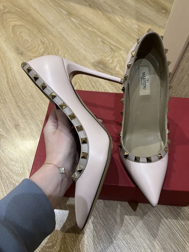 Valentino туфли 38 размер