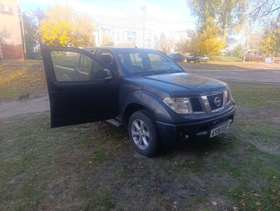 Продам нісанн нава