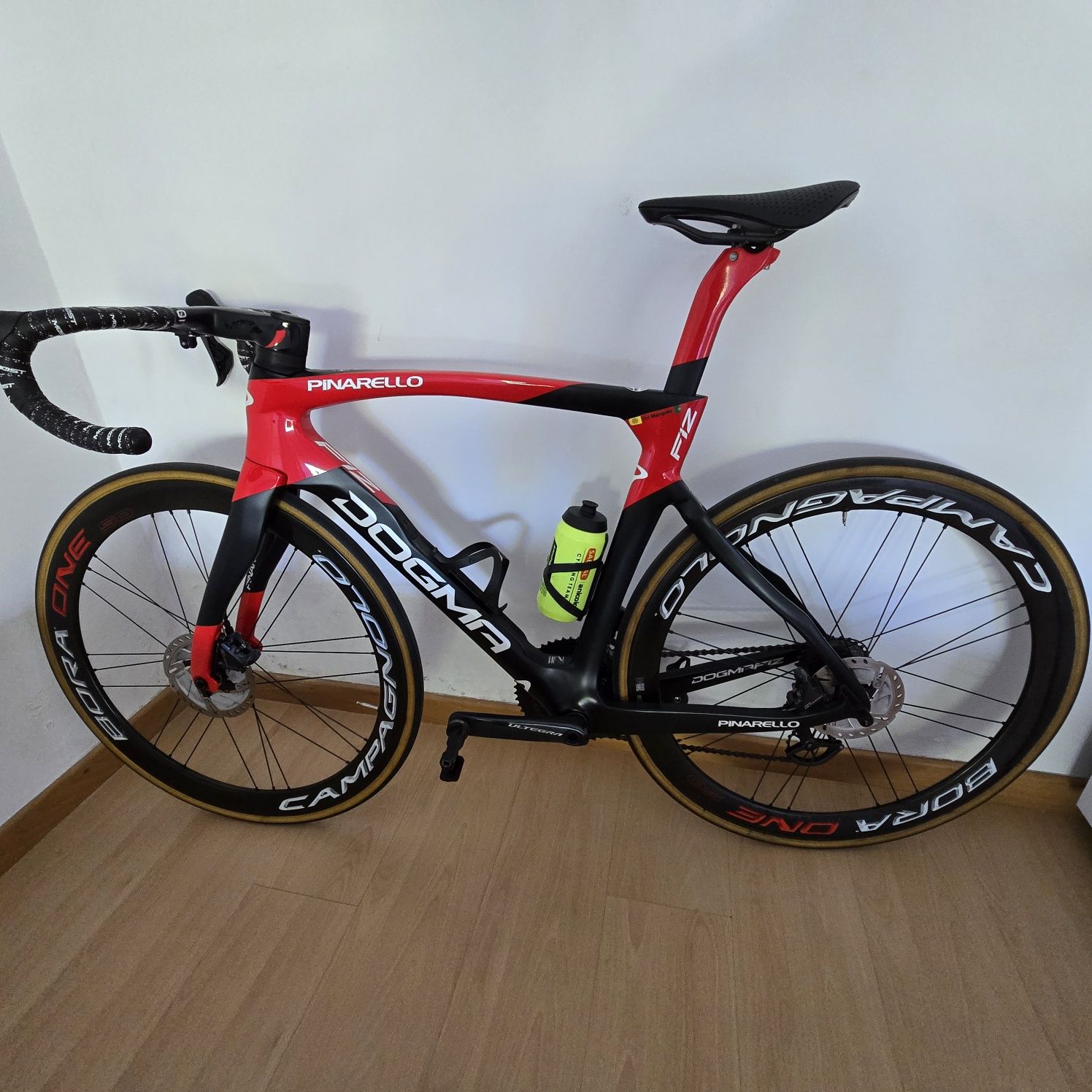 Pinarello Dogma F12, Ultegra Di2 Tamanho 56